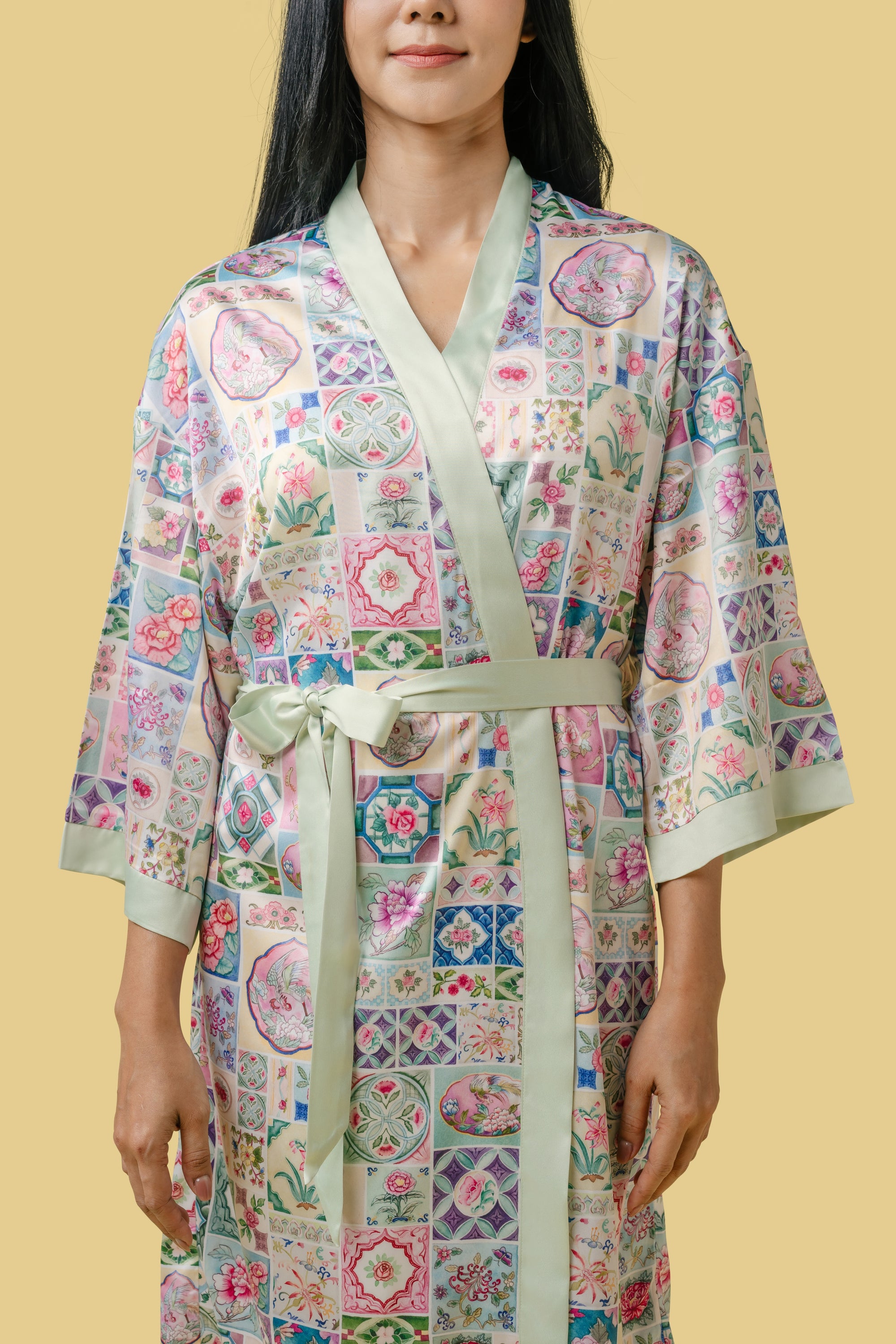 Peranakan Tiles Kimono